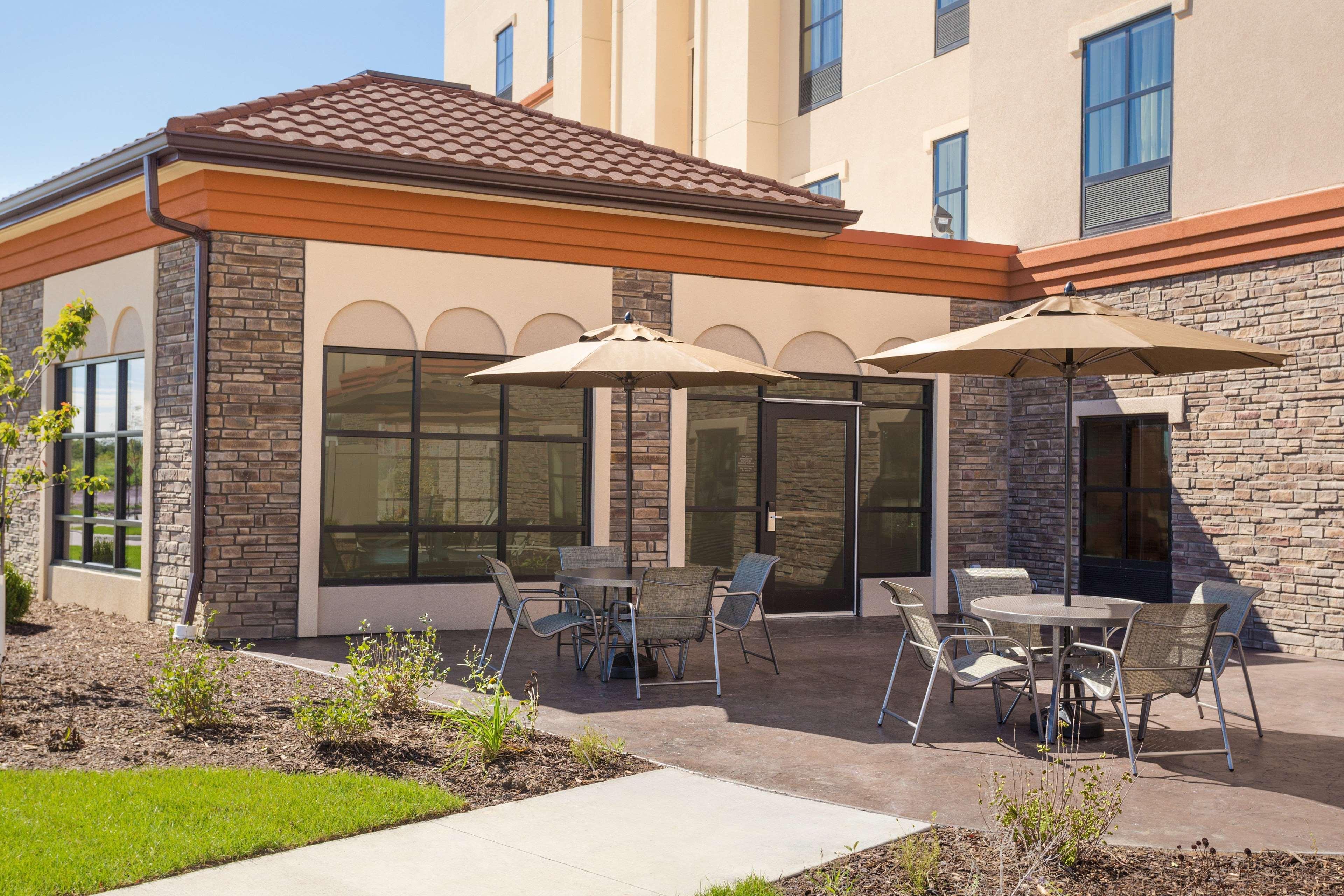 Hampton Inn & Suites West Des Moines Mill Civic Dış mekan fotoğraf