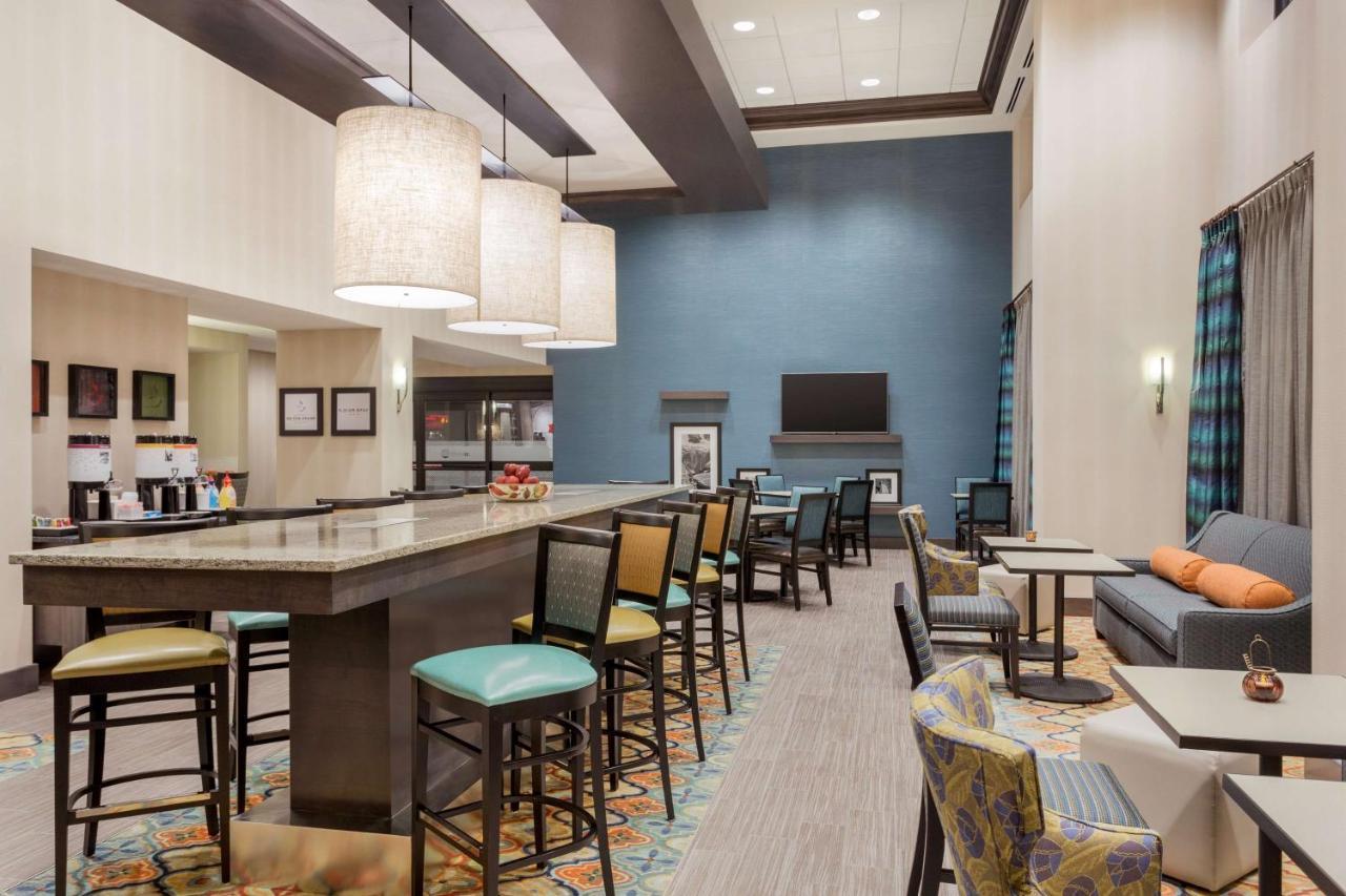 Hampton Inn & Suites West Des Moines Mill Civic Dış mekan fotoğraf